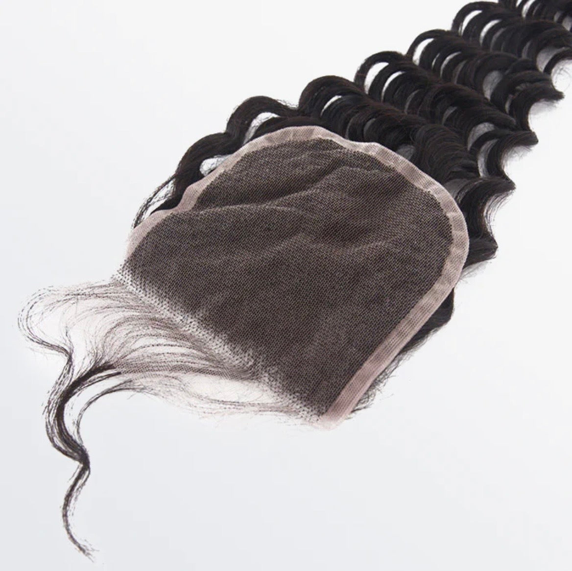 Deep wavy lace closure